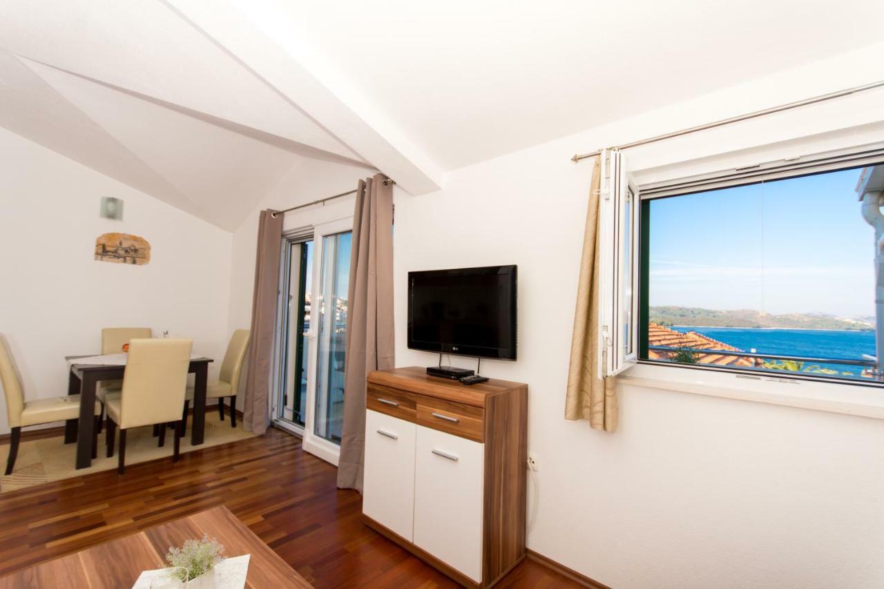 Apartments Cavar โตรกีร์ ภายนอก รูปภาพ
